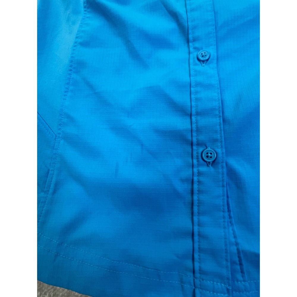 Columbia Women's Short Sleeve Button-Down Shirt in Bright Teal Blue - Picture 5 of 5